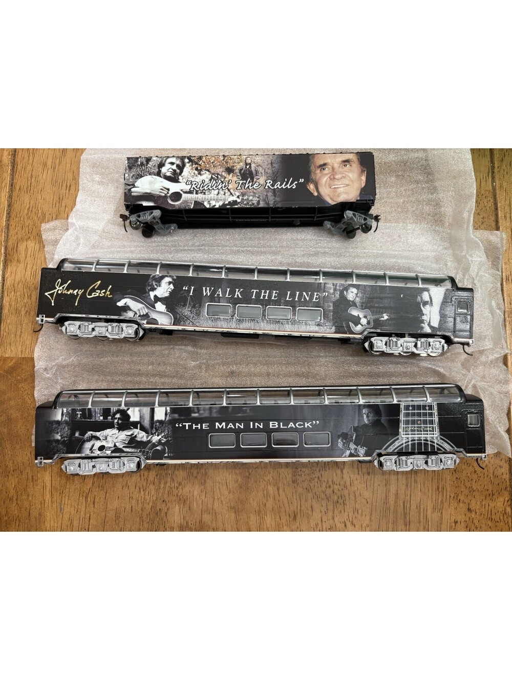 Set Of 3 Hawthorne Village Johnny Cash Train Cars HO Scale Limited Edition